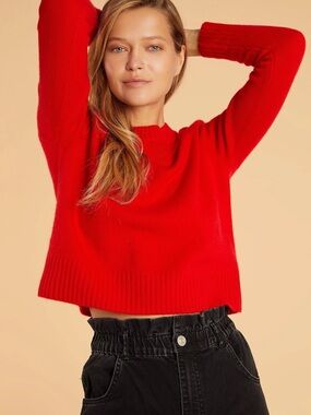 Red cropped cashmere sweater